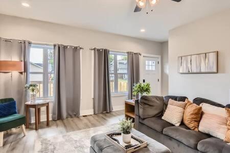 Willa New Build 5 Min To Broadway Sleeps 10 Nashville Zewnętrze zdjęcie